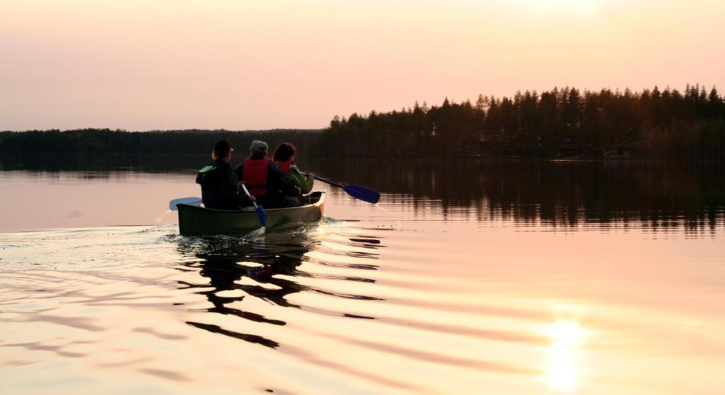 Metsaekartano Outdoor Centre Aparthotel Kettulanmaki ภายนอก รูปภาพ